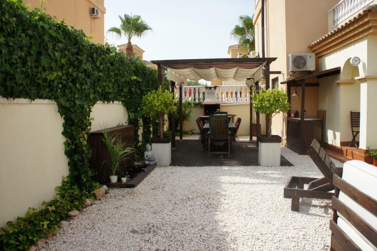 Villa Las Tres Perlas Algorfa Exterior foto